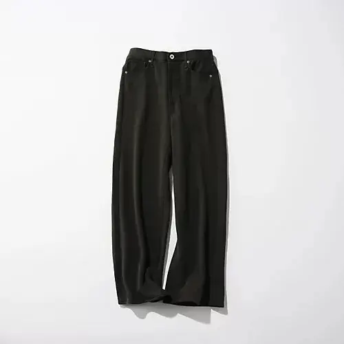 【50代 週末コーデ】ベロア×スウェットの画像_3