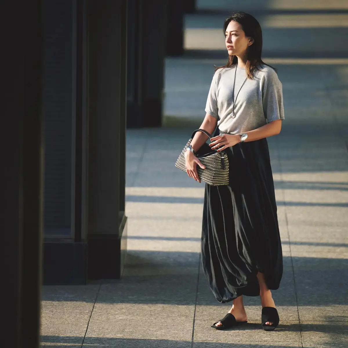 【気温30度〜36度・気温別コーデカタログ】気温30度以上の真夏日、なにを着る？50代におすすめコーディネート集