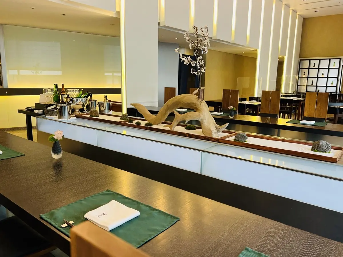 反対側からの空間