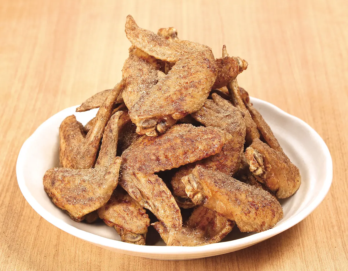 名古屋駅　おみやげ　世界の山ちゃん　手羽先