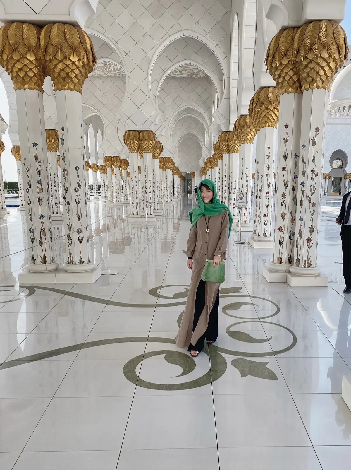 アブダビの象徴眩い「グラン・モスク」へ の画像_12