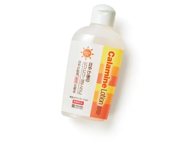 明色カラミンローション 155ml ￥650／明色化粧品