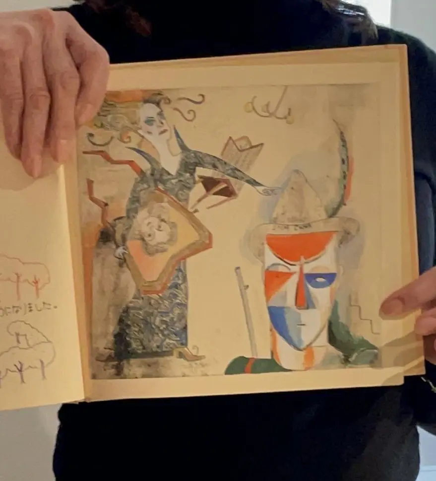 制作道具、早稲田、館内、早稲田大学、早稲田大学 国際文学館、村上春樹ライブラリー、銅版画作家、山本容子、作品展、山本容子版画展、白雪姫、狩人