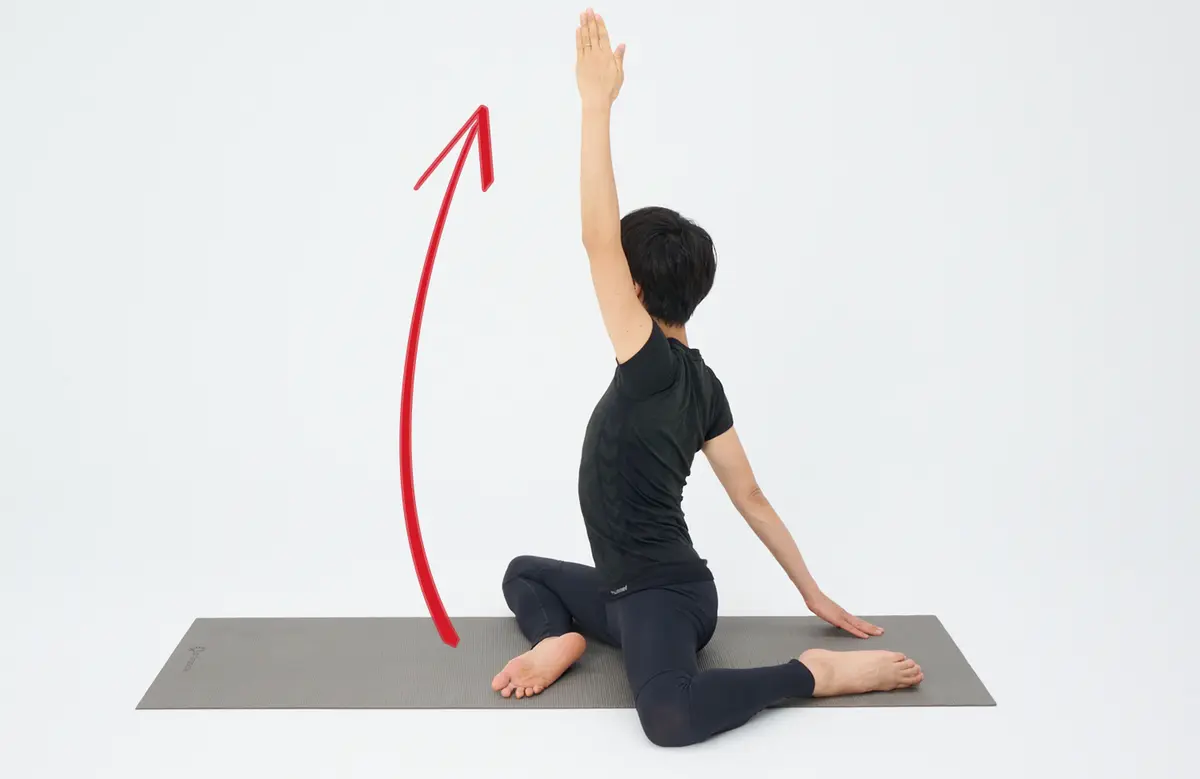 OurAge×Webエクラ　背骨ひねり状態倒し_05