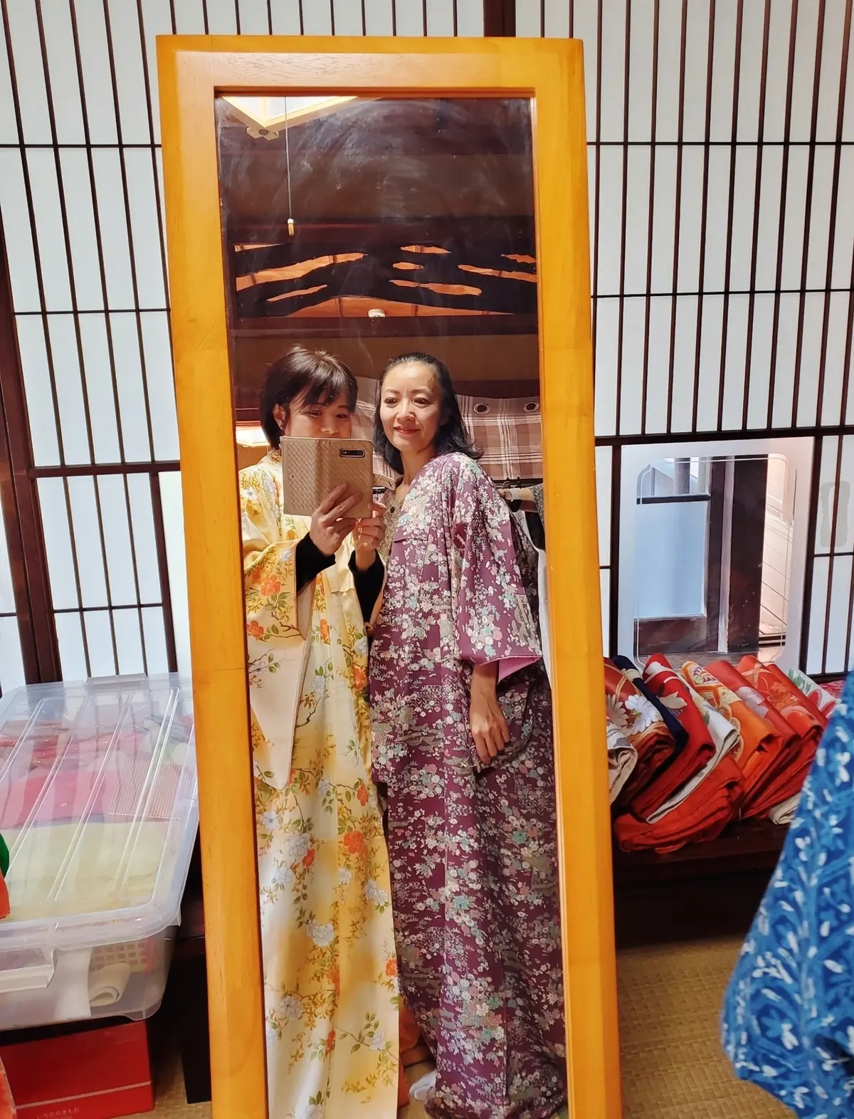 二人で鏡を見ながら♪