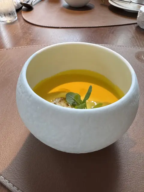 モノトーンコーデで楽しむ真夏のスタイリッの画像_7