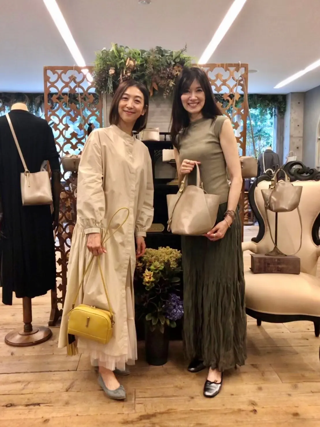 シアースカートでトレンド感をの画像_5