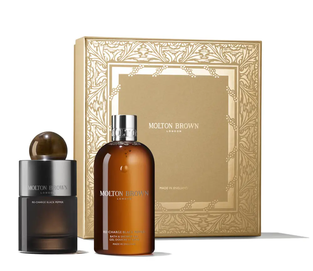 2025　クリスマスコフレ　ブラックペッパー フレグランス コレクション　￥32120／モルトンブラウンジャパン＜数量限定発売中＞  セット内容：ブラックペッパー オードパルファン 100mL、ブラックペッパー バス&シャワージェル 300mL