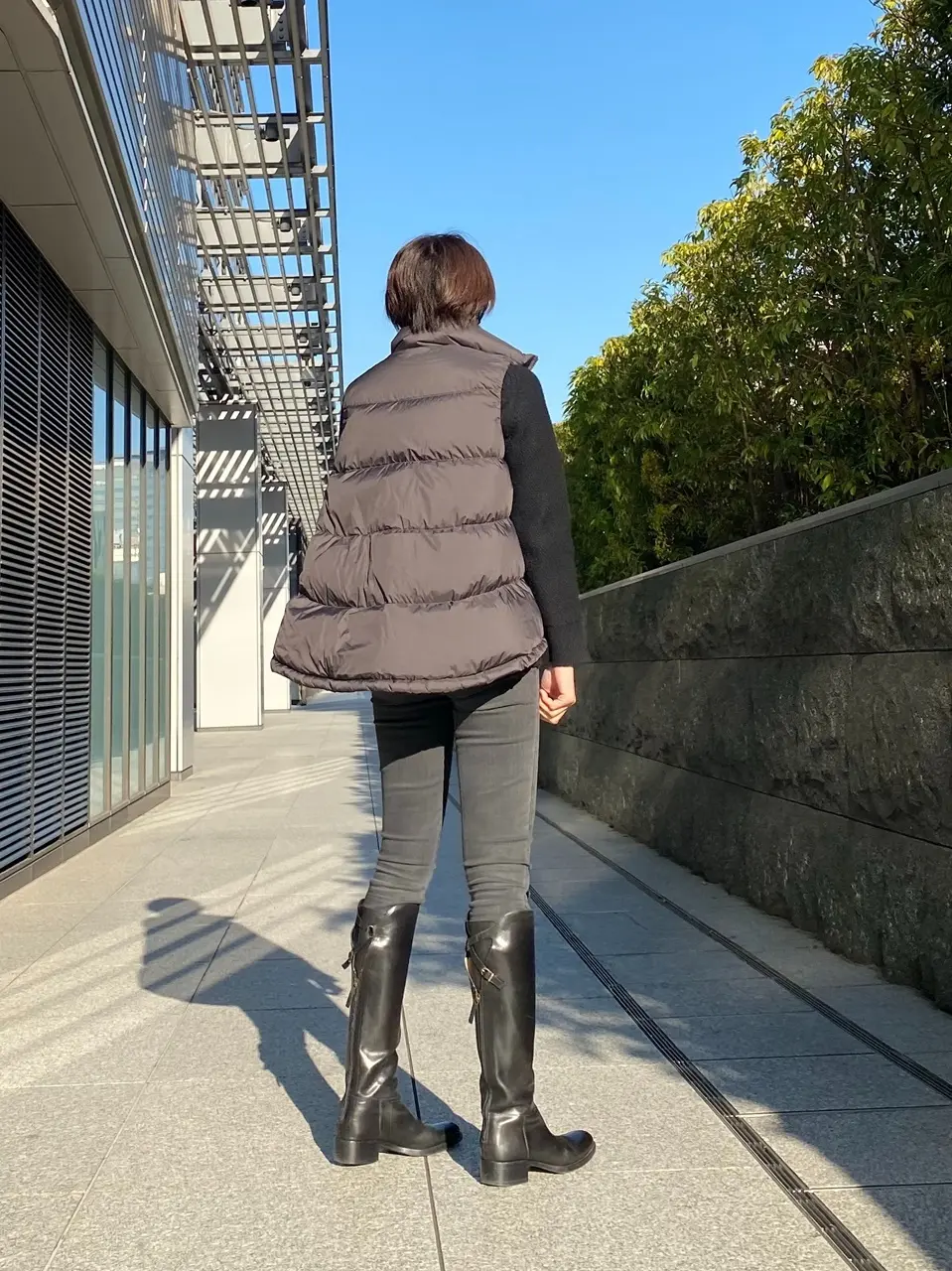 ユニクロ＋Jのダウンボリュームベスト③