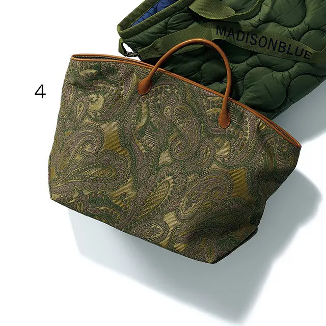 日本発のバッグブランド。フランスの老舗生地メーカー、デヴォー社のファブリックを全アイテムに使用