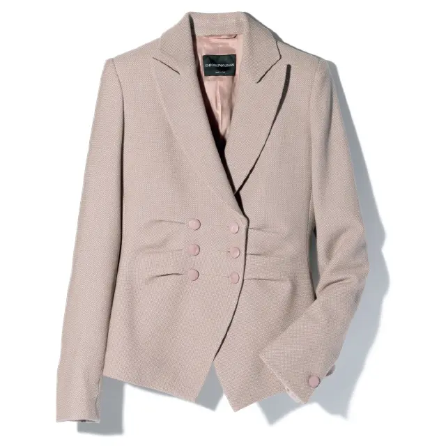 華やかディテールのピンクを