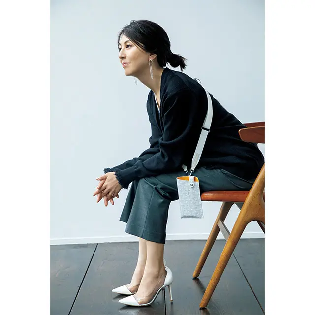 雨宮塔子　シューズ