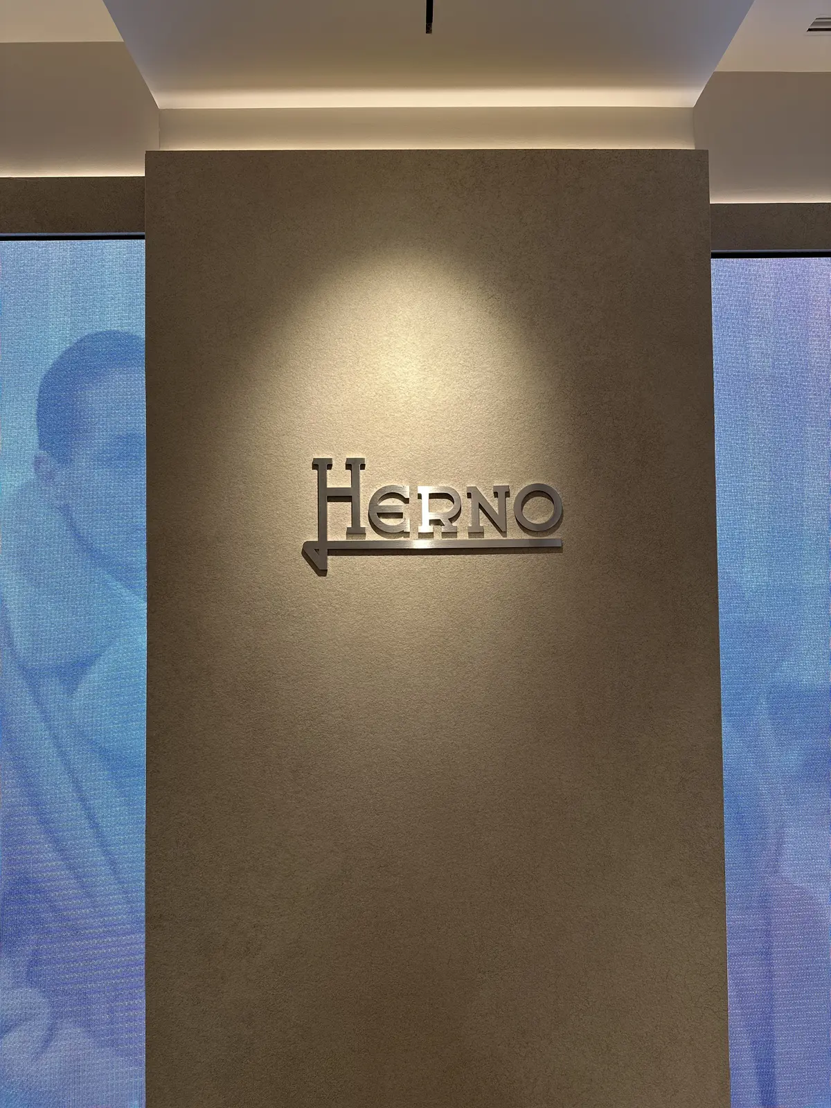 溺愛のダウン♡『HERNO』の画像_2