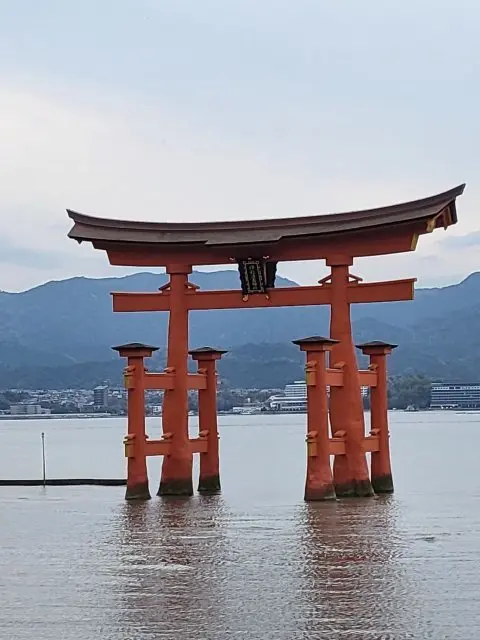 厳島神社