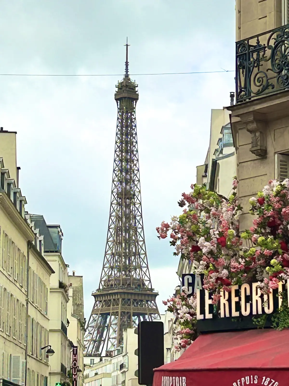 エッフェル塔　綺麗に見える場所　名所