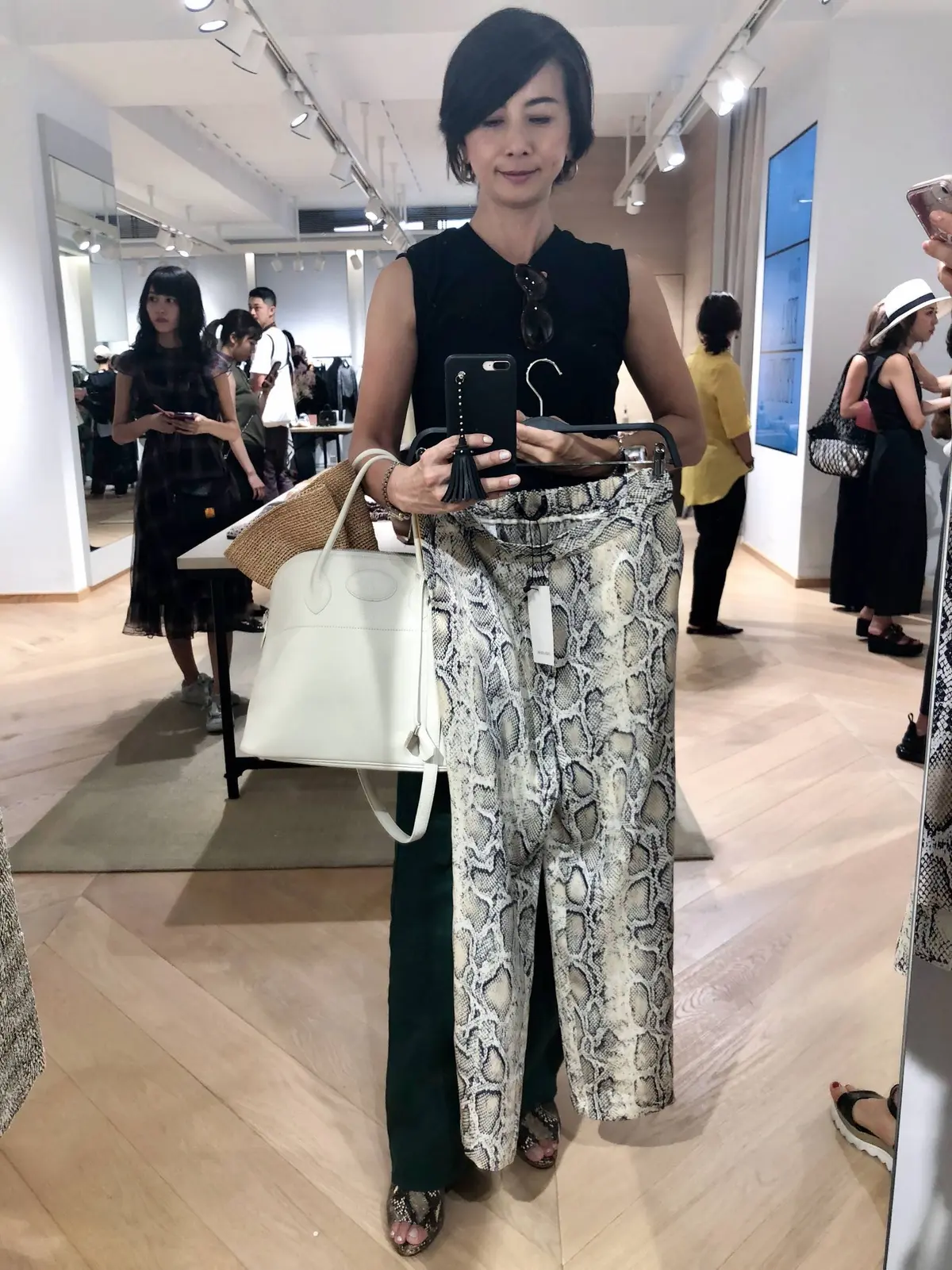 ZARAの18AWの展示会に行ってきましの画像_4