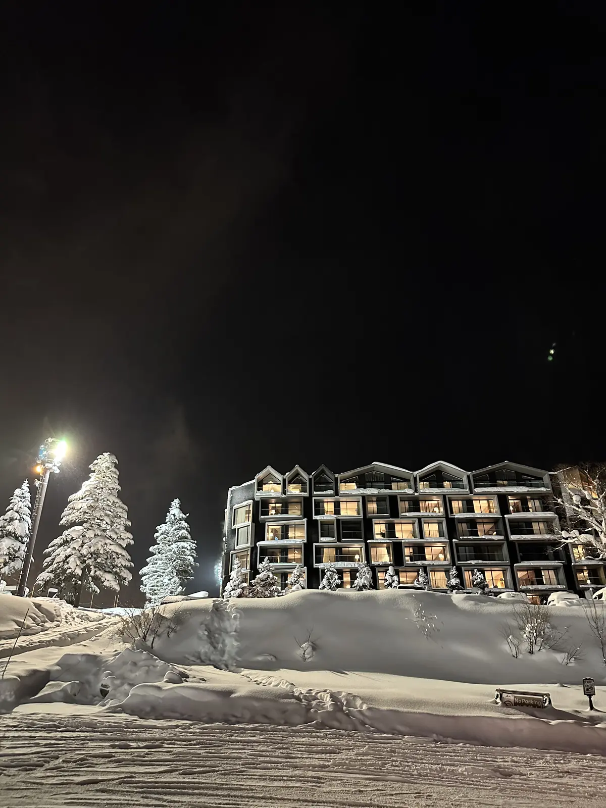 ソムリエ久慈先生が働くレストランのあるMUWAリゾート。素敵な外観です❤️