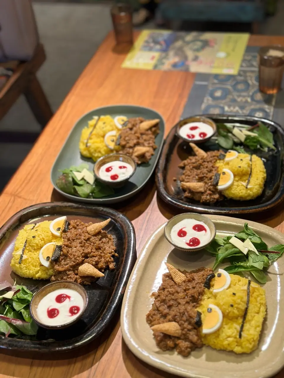 gallery cafe Zoologique