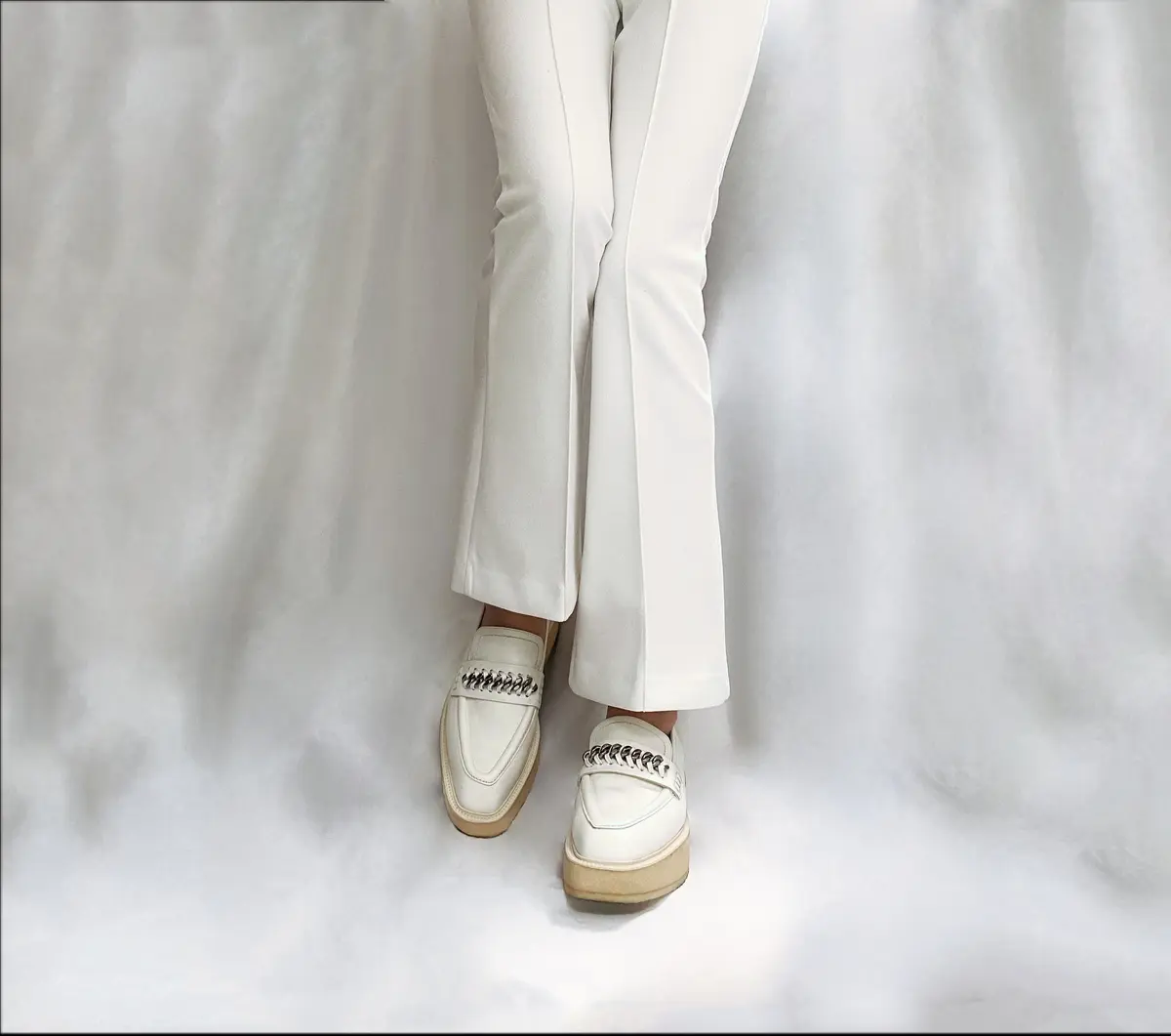 靴好きのお気に入り「ローファー」3選の画像_2