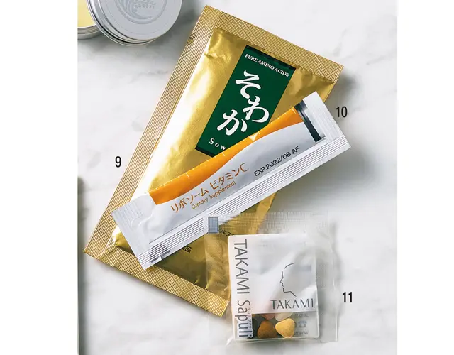 長井かおりさんのポーチの中身