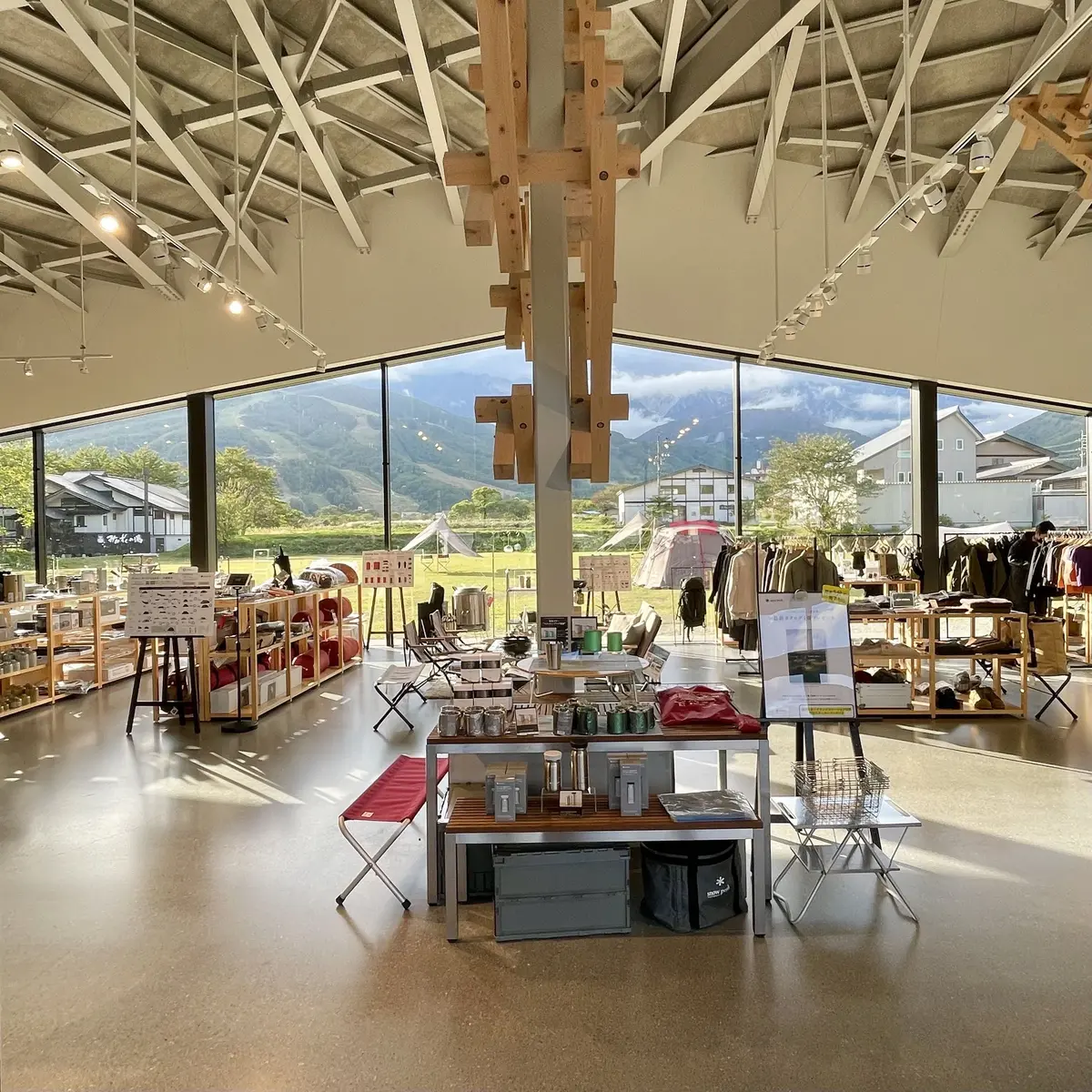 スノーピーク白馬の店内写真