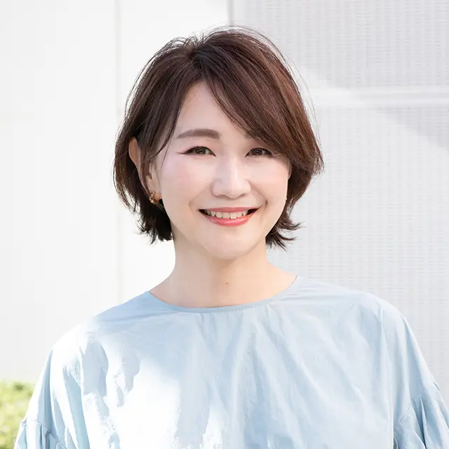 耳掛けスタイリング×ひし形フォルムで髪悩み全てカバー