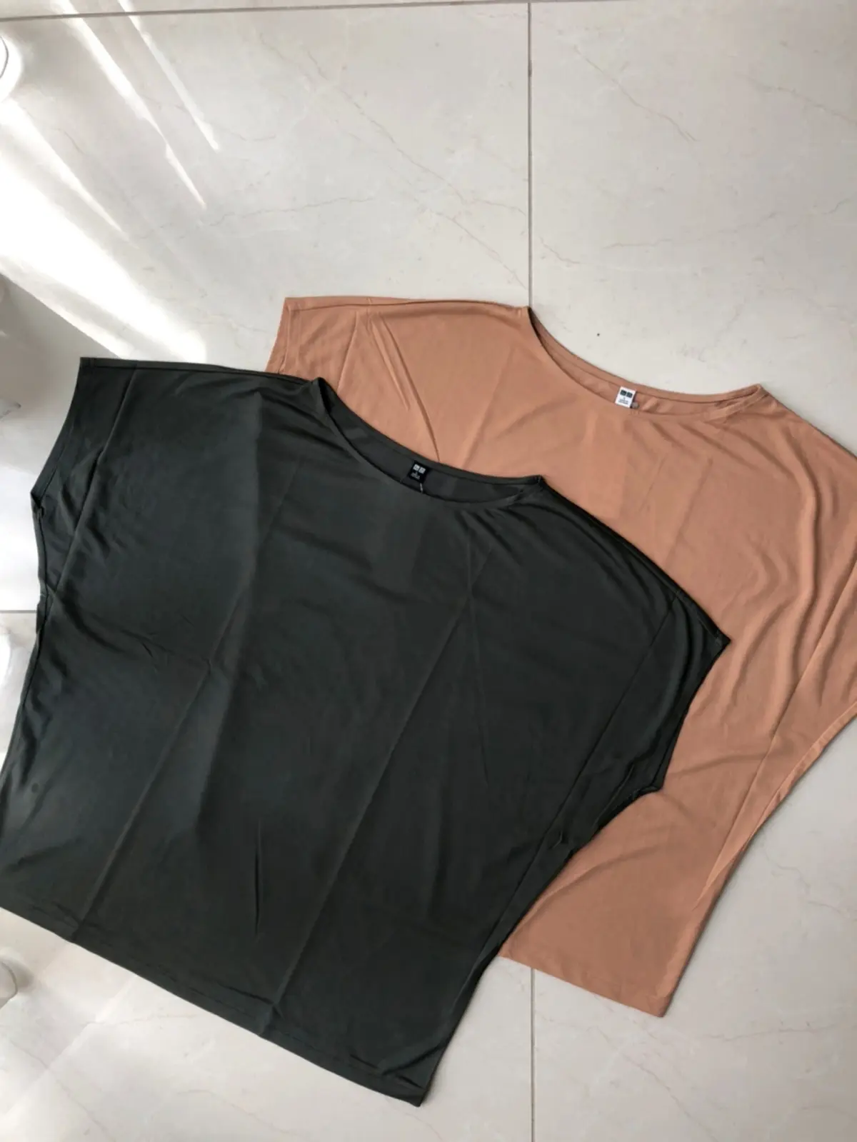 ユニクロの高見えTシャツで