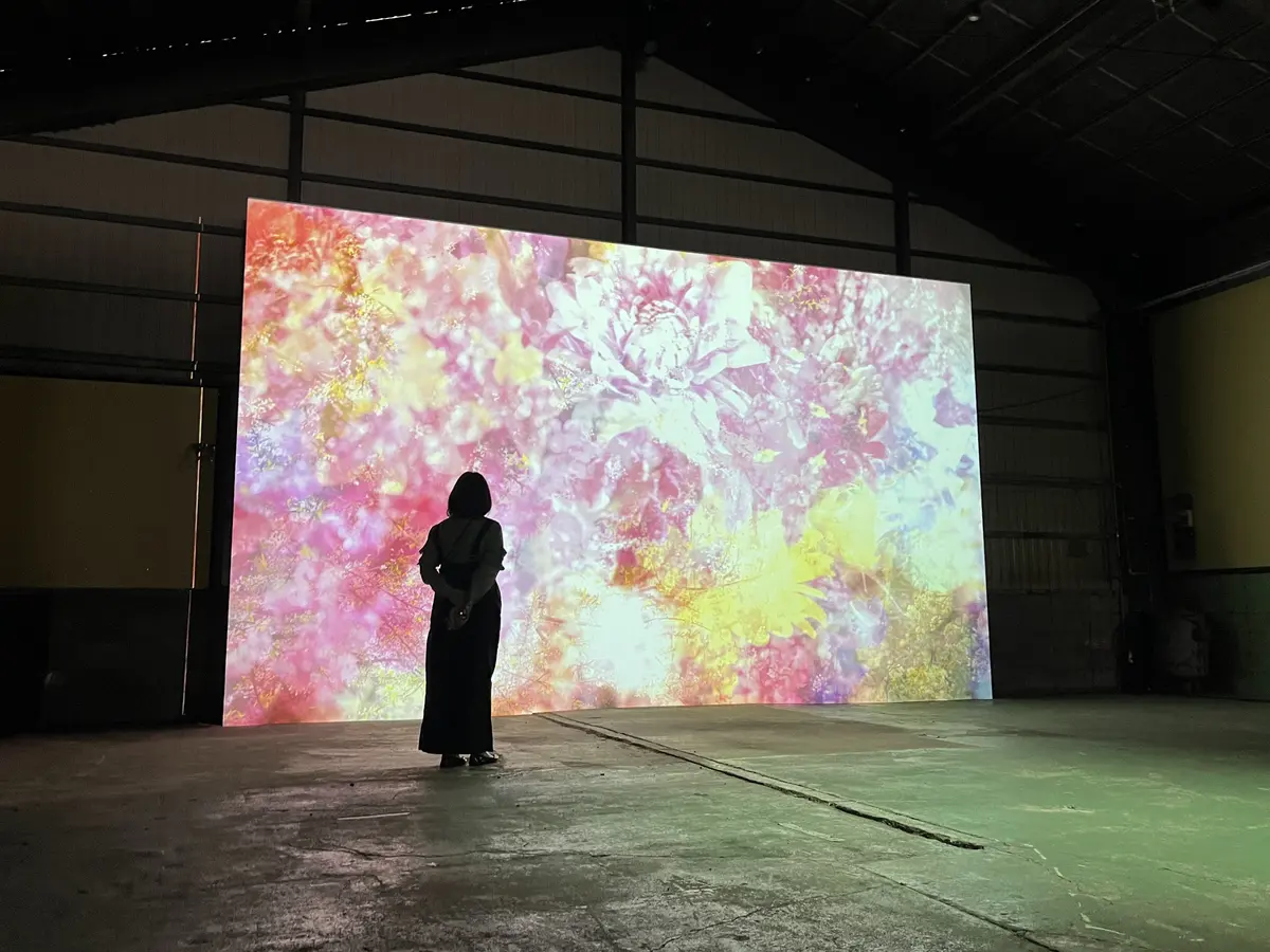 『蜷川実花展 with EiM Lighの画像_2