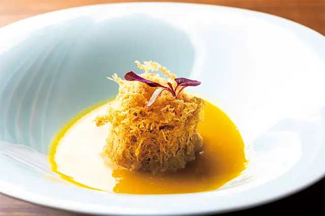 浪速野菜を小いもの衣で包んだコロッケ