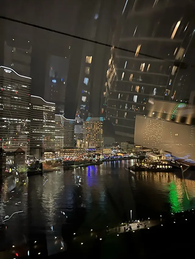 ガラスが反射して上手く撮影できずすいません！