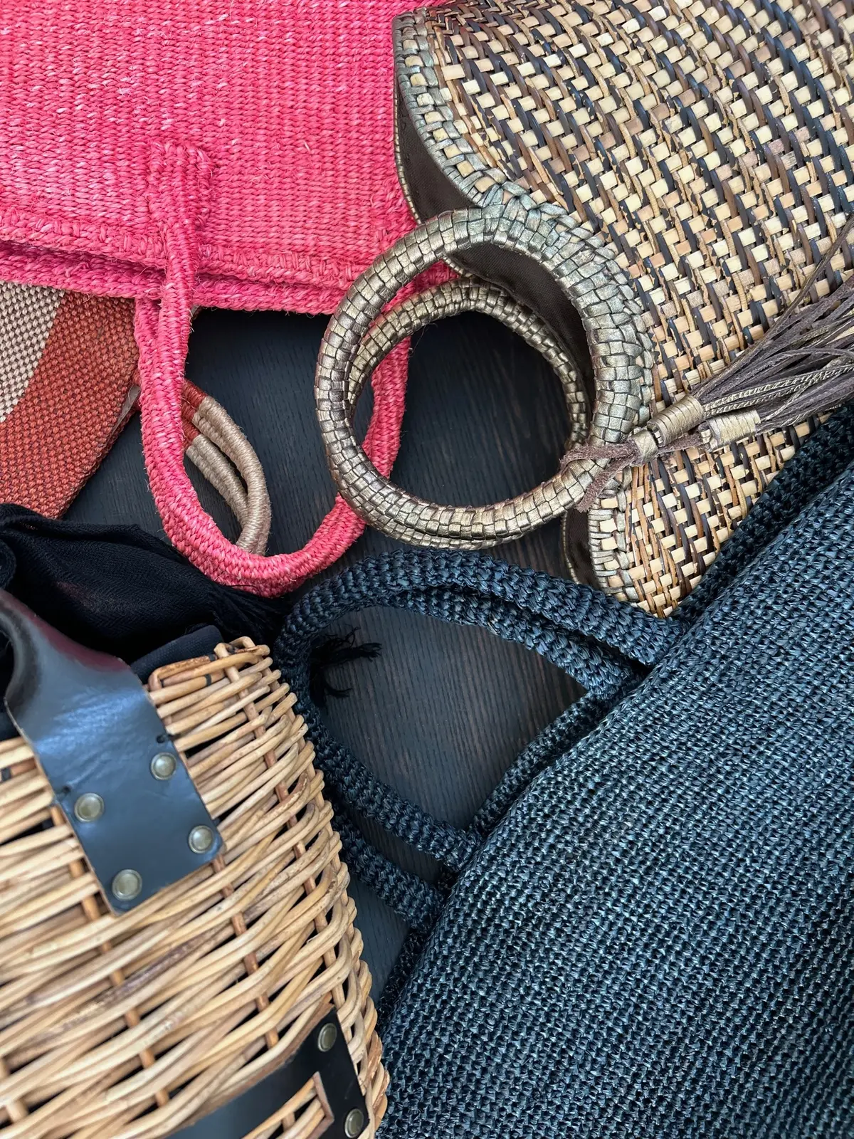 私の所有する大好きなかごバッグ達。