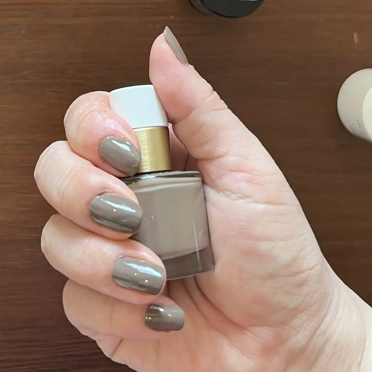 ネイルカラートップコート仕上がり