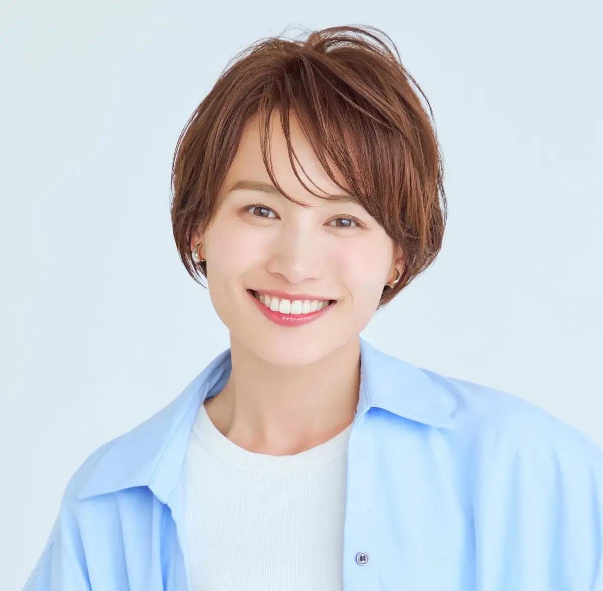 【50代におすすめのショートヘア60選】髪型を変えて脱おばさん！上品な雰囲気が叶うショートヘア