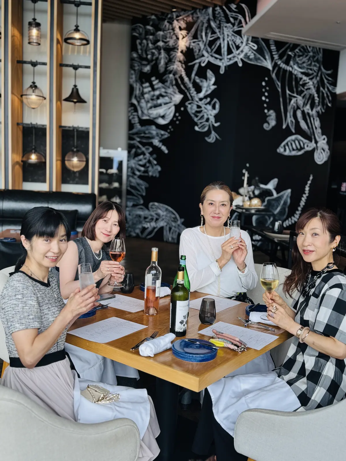 関西Jマダムのメンバーと女子会　【コンラの画像_2