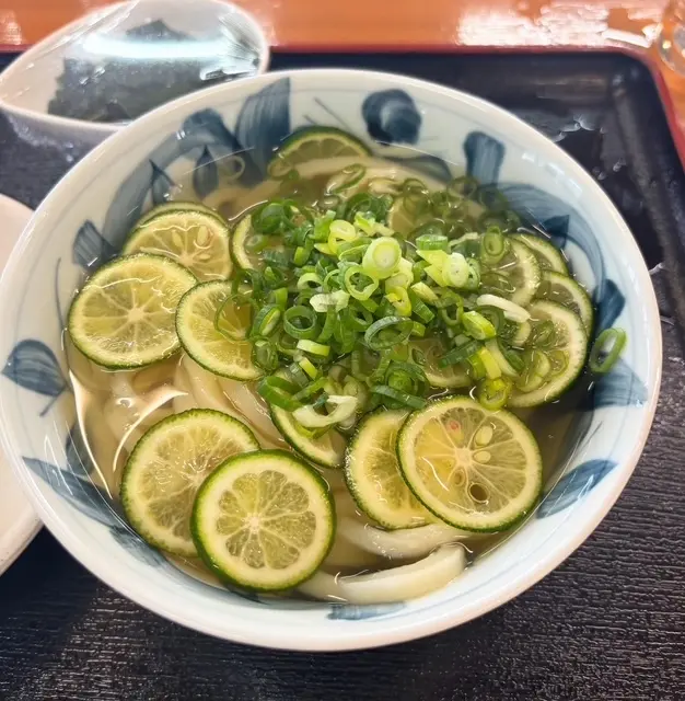 香川　四国　瀬戸内海　国内旅行　グルメ　一番鳥　高松　うどん　うどんタクシー　文月　讃岐うどん　淡路島　昭和レトロ喫茶　レトロ喫茶　イタリアン