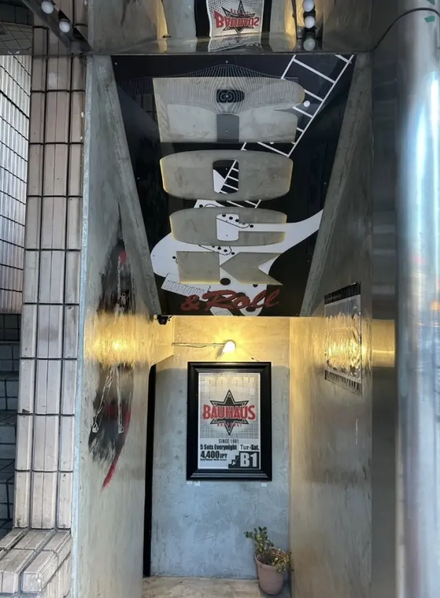 ブラックのミニマムスタイルで、セミナー&の画像_3