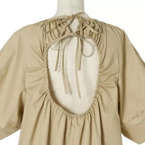 大人のカジュアル服にモードをひとさじ。スの画像_2