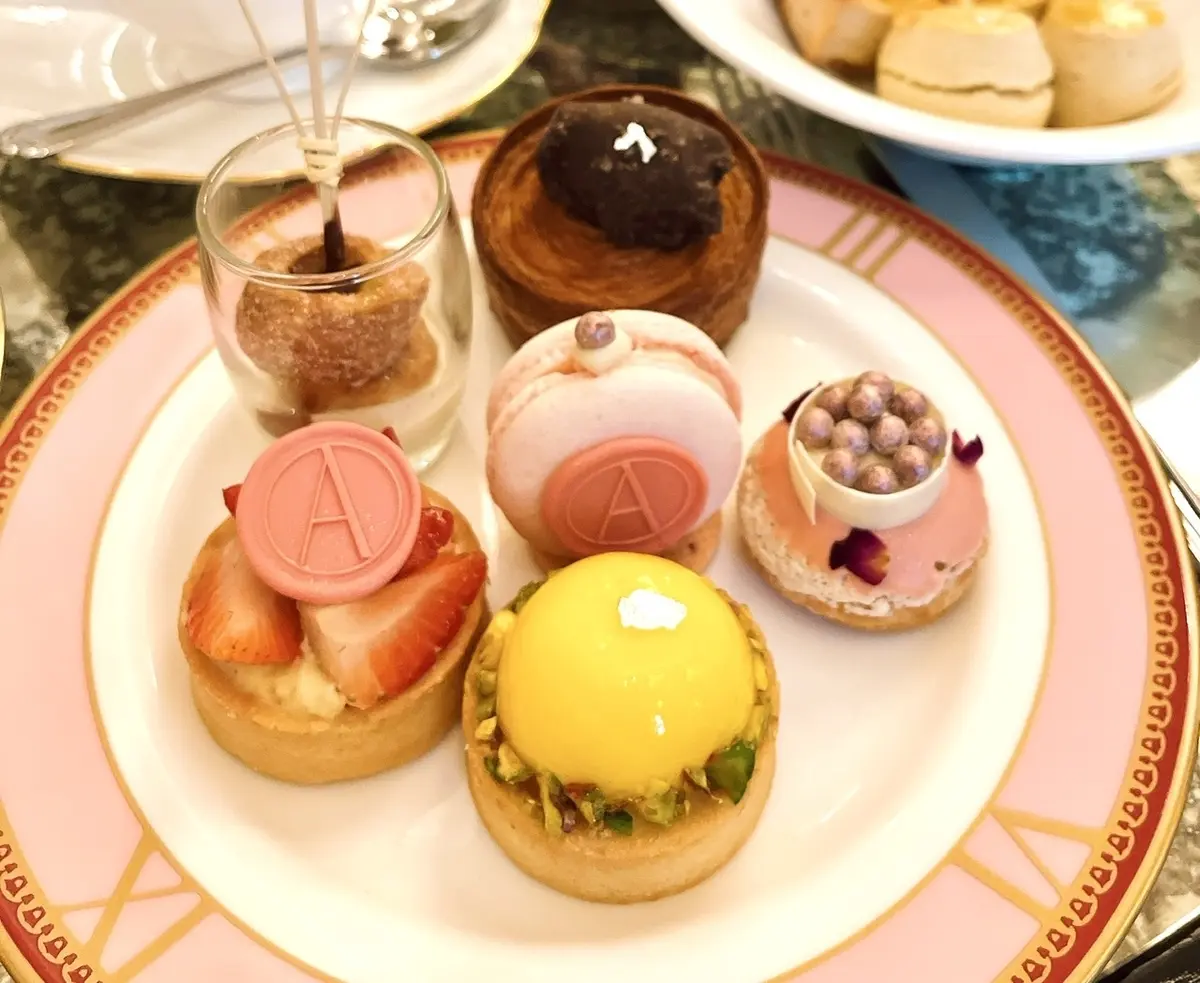 最新人気のホテル アフタヌーンティー2選の画像_12