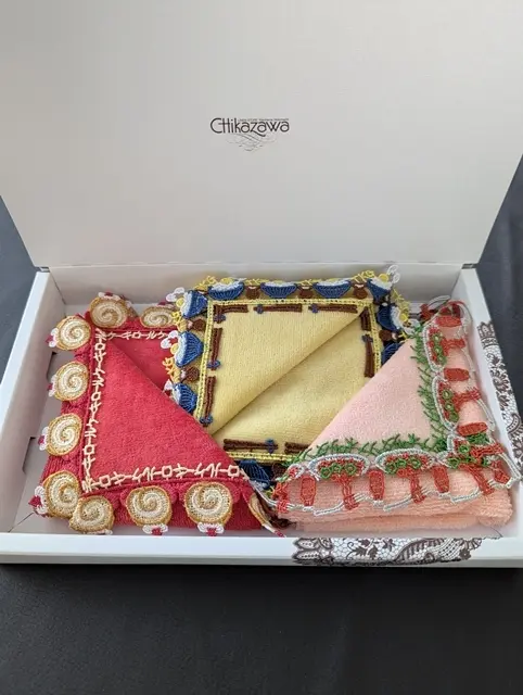 エクラプレミアム通販　近沢レース店【eclat限定】タオルハンカチ3枚セット