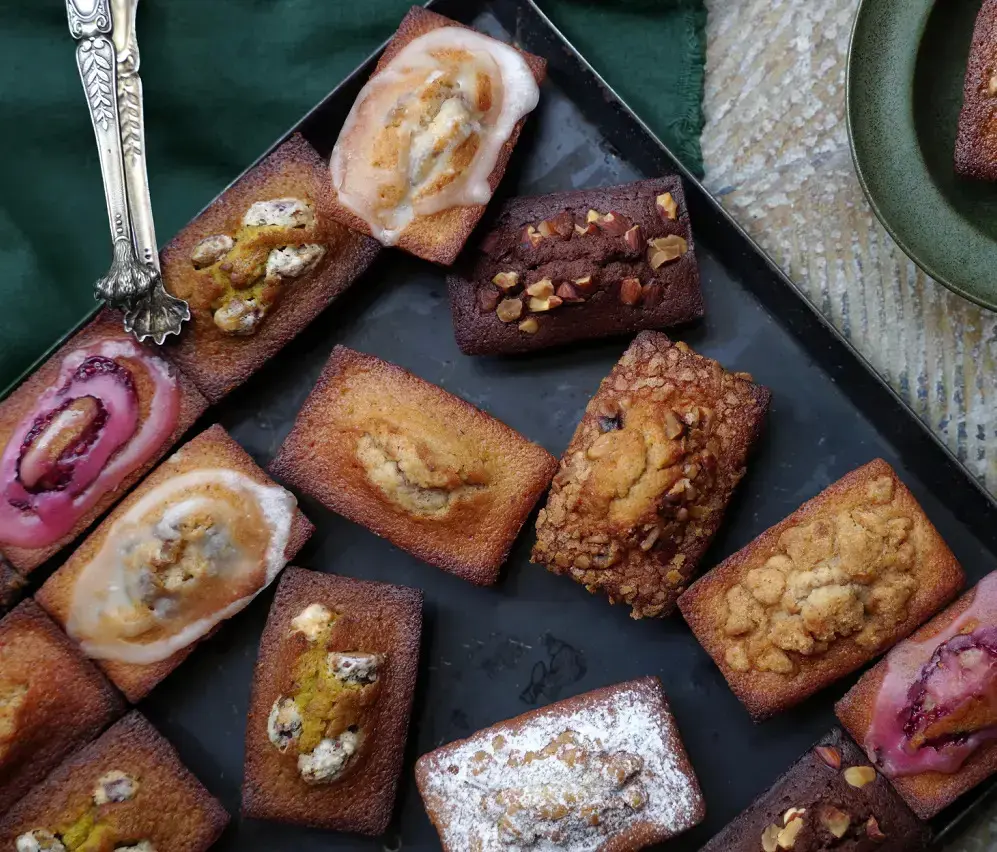 Brick bake bakers by Pâtisserie ease（ブリック ベイク ベイカーズ バイ パティスリー イーズ）の「クラフト フィナンシェ」