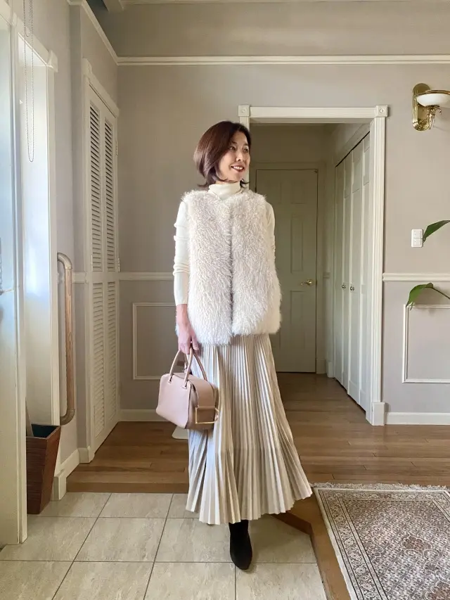 白なワントーンで冬コーデの画像_1