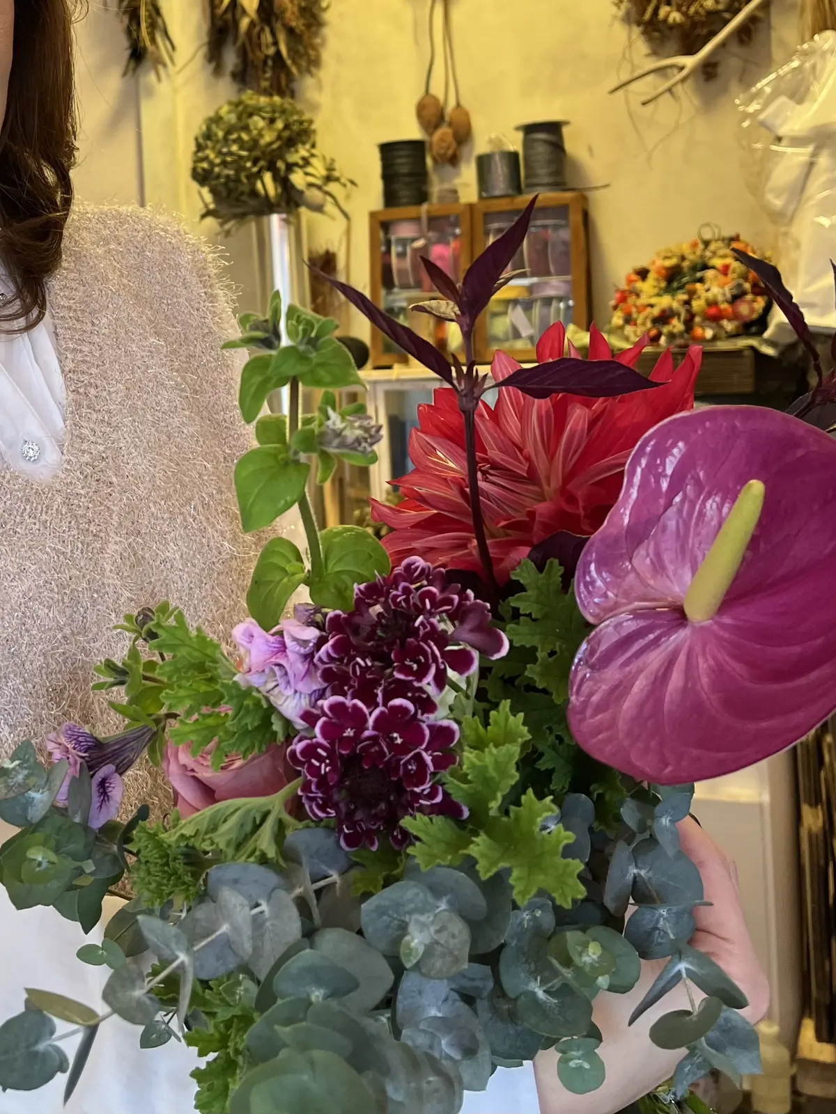 カッコいいブーケを束ねにの画像_2