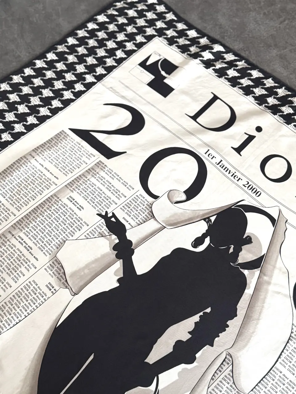 【おしゃれな40代・50代のスカーフコーの画像_10