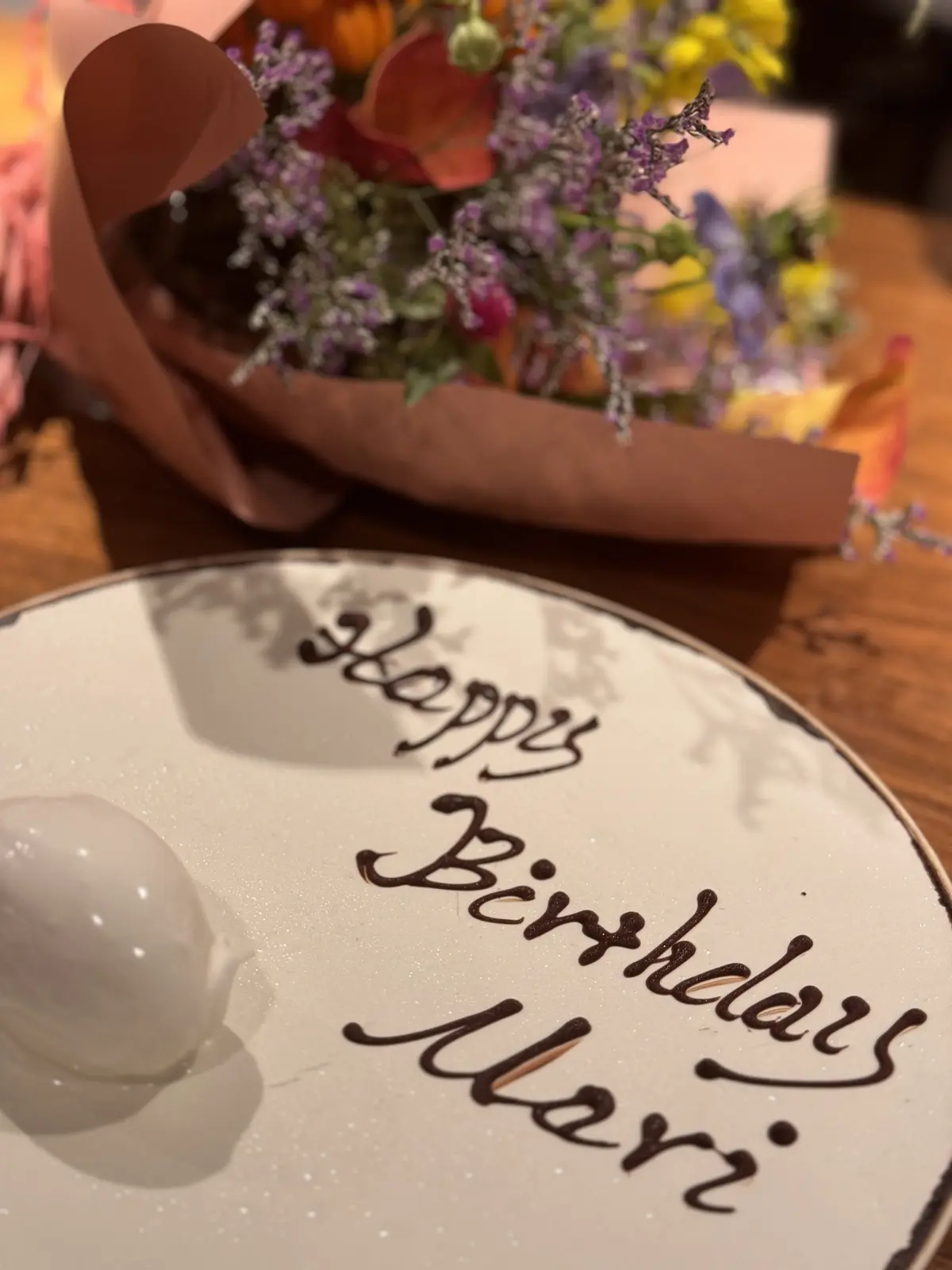 新緑の季節にぴったり！ZARAの白シャツの画像_6