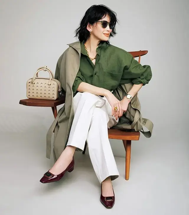 【エレガントで歩きやすい靴15選】履き心地と品のよさを兼ね備えた「微ヒール靴」で50代の美しい足元を作る