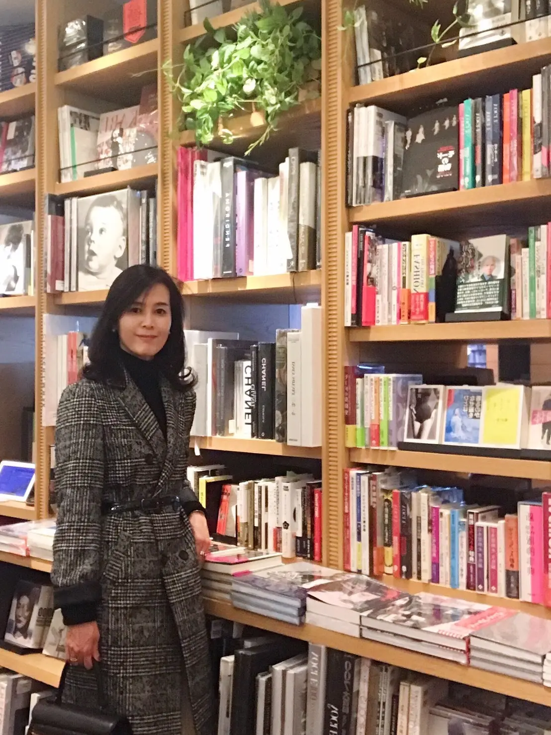 グレンチェックでモノトーンコーデの画像_1