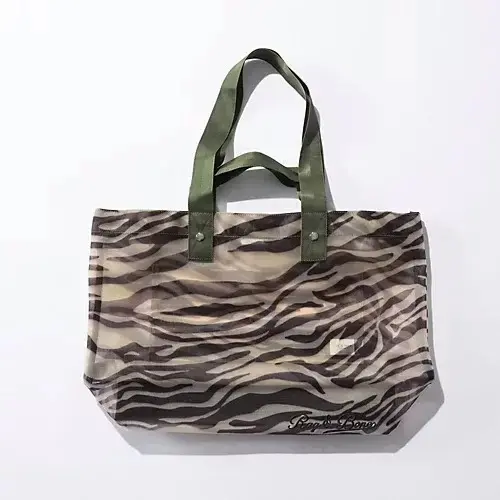 大人のための水着と水際アイテム【50代 の画像_13