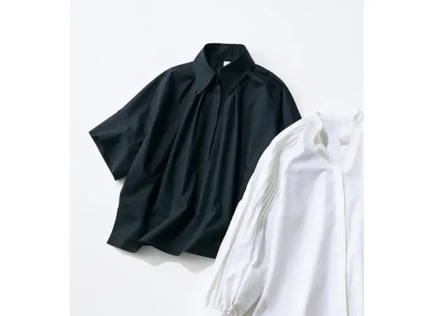 シャツ￥29,700 ／ ADORE