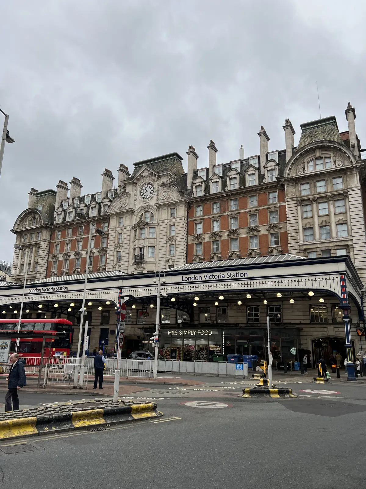 初めてのイギリス、ロンドン女子旅♪〜DAの画像_1