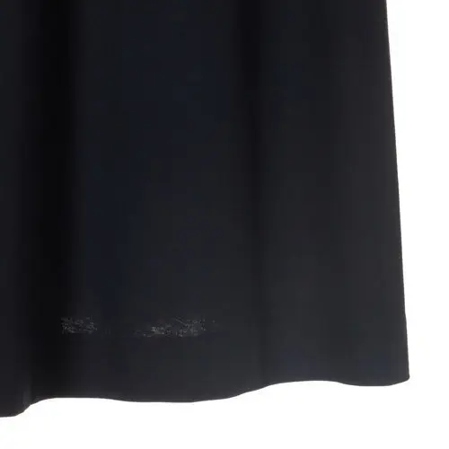 しわになりにくい素材なので旅にも重宝。